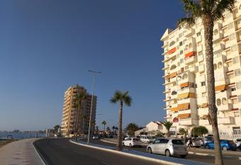 Urb. Los ibicencos has Balcony rooms
