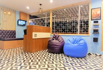 Stay Villa Dormitory (for male and female) has Balcony rooms