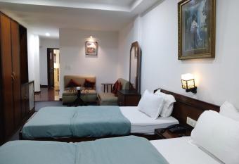 THE MAPLE has Balcony rooms