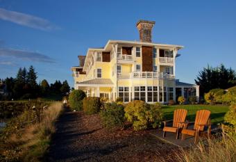 Resort at Port Ludlow has Balcony rooms