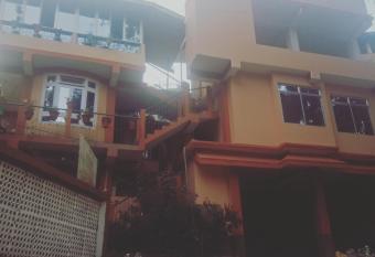 Ale Chojeke has Balcony rooms