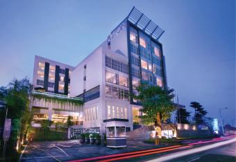 ASTON Jember Hotel & Conference Center allows 18 year olds to book a room