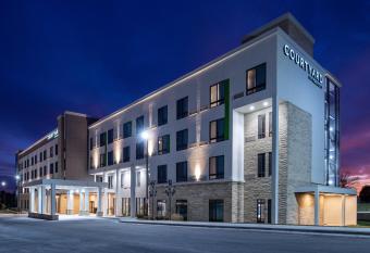 Courtyard by Marriott Kansas City Olathe allows 18 year olds to book a room