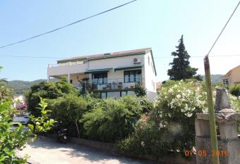 Apartments Suljic has Balcony rooms