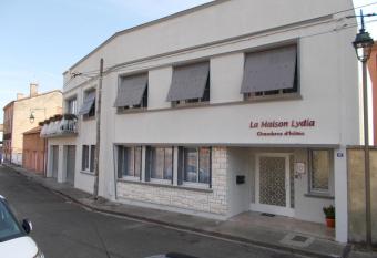 La Maison Lydia allows 18 year olds to book a room