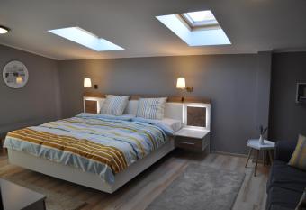 Sleep & Fly Apartment allows 18 year olds to book a room