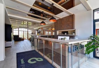 Hotel Grunt has Balcony rooms