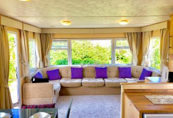 CaravanbyChloe - Skegness has Balcony rooms