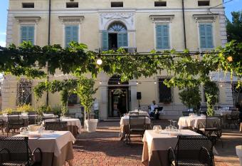 Residenza Ottoetti has Balcony rooms
