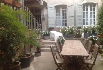 Les Chambres de L Horloge allows 18 year olds to book a room