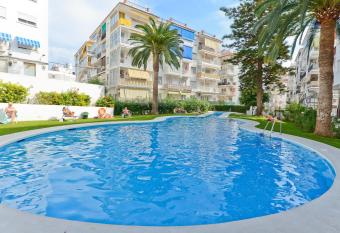 Apartamento Edificio Granada has Balcony rooms