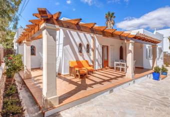 Sant Antoni has Balcony rooms