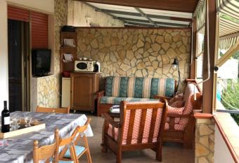 La Terrazza di Carmen e Fausto has Balcony rooms