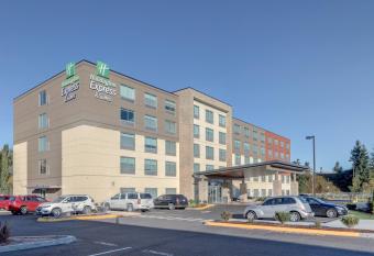 Holiday Inn Express & Suites Auburn Downtown By IHG allows 18 year olds to book a room