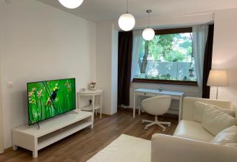 Peles Green Apartment allows 18 year olds to book a room