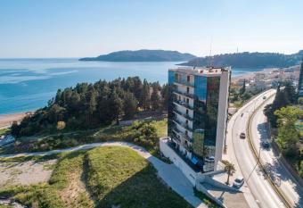 Apartments Crystall has Balcony rooms