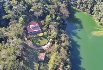 S  tio Suypacha represa de Nazar   Paulista has Balcony rooms