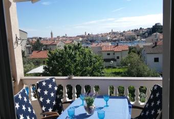 Apartmani Paula has Balcony rooms