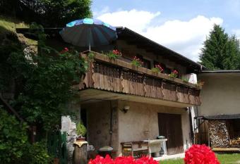 CASETTA INDIPENDENTE NEL VERDE PER 2/3 PERSONE has Balcony rooms