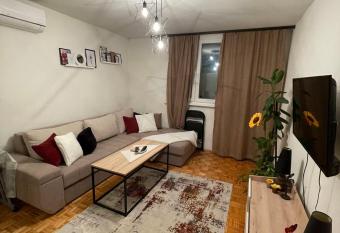 Feel like home allows 18 year olds to book a room