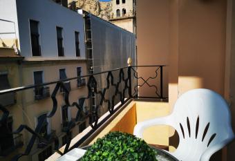 Guest House Arte allows 18 year olds to book a room