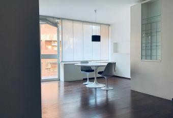 whouse luxury universita  has Balcony rooms