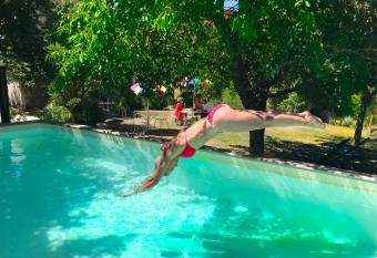 C  t  -Serein suites familiales du Clos has Balcony rooms