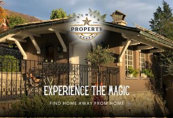 Magic CHALET near COMO lake, private parking, total privacy I Villa dei Leoni has Balcony rooms