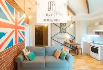 Manica Mega Towers allows 18 year olds to book a room