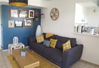 Disneyland cosy Apartment has Balcony rooms