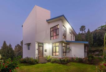 Morning Bliss wih Bonfire at Ranikhet by StayVista allows 18 year olds to book a room