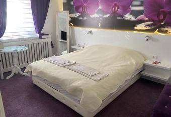 Vladana DELUXE App 2 has Balcony rooms