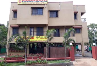 Maharaja Family Guest House has Balcony rooms