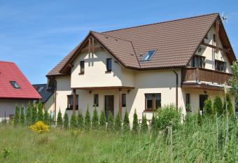 Ostrowo Morza Brzeg has Balcony rooms