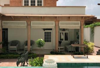 The Rohet House allows 18 year olds to book a room