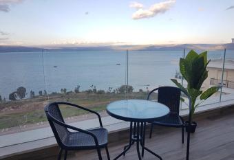 King David breathtaking LAKE VIEW 4BDR PENTHOUSE has Balcony rooms