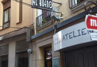 Hostal Guzman El Bueno by gaiarooms has Balcony rooms