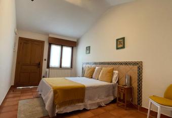 Pensi  n Biazteri has Balcony rooms