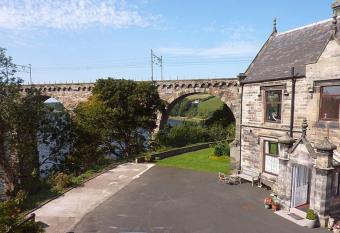 Castle Vale House allows 18 year olds to book a room
