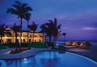 Luxury Suites By Estrella del Mar has Balcony rooms