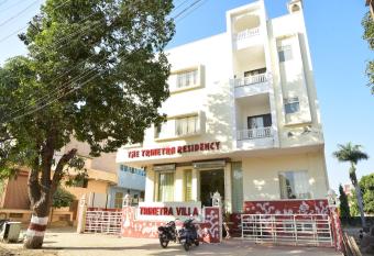 THE TRINETRA VILLA has Balcony rooms