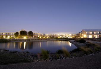 Quest Williamstown North allows 18 year olds to book a room