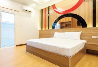 Secret Hotel has Balcony rooms