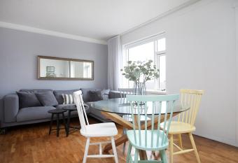 Day Dream Laugavegur 83 allows 18 year olds to book a room