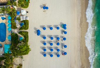 Marenas Beach Resort has Balcony rooms