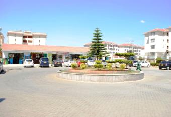 Safari Best Homestay has Balcony rooms