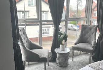 The Cresswell Inn allows 18 year olds to book a room