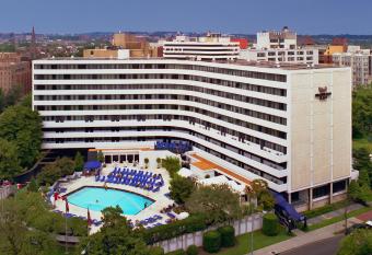 Washington Plaza Hotel has Balcony rooms