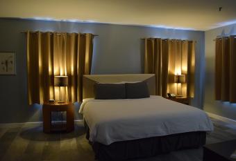 La Flora by LuxUrban allows 18 year olds to book a room