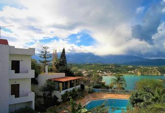 Emerald has Balcony rooms